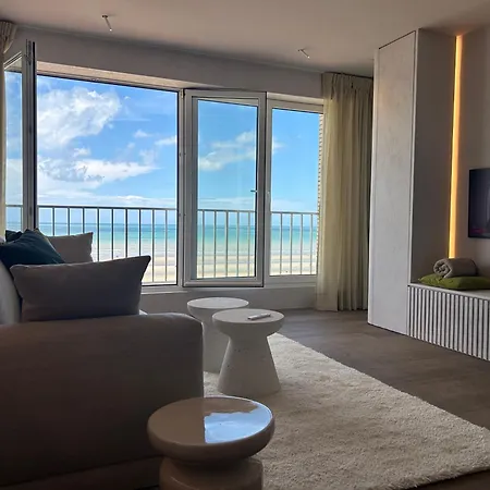 Le Belvedere Beachview De Panne Exterior photo